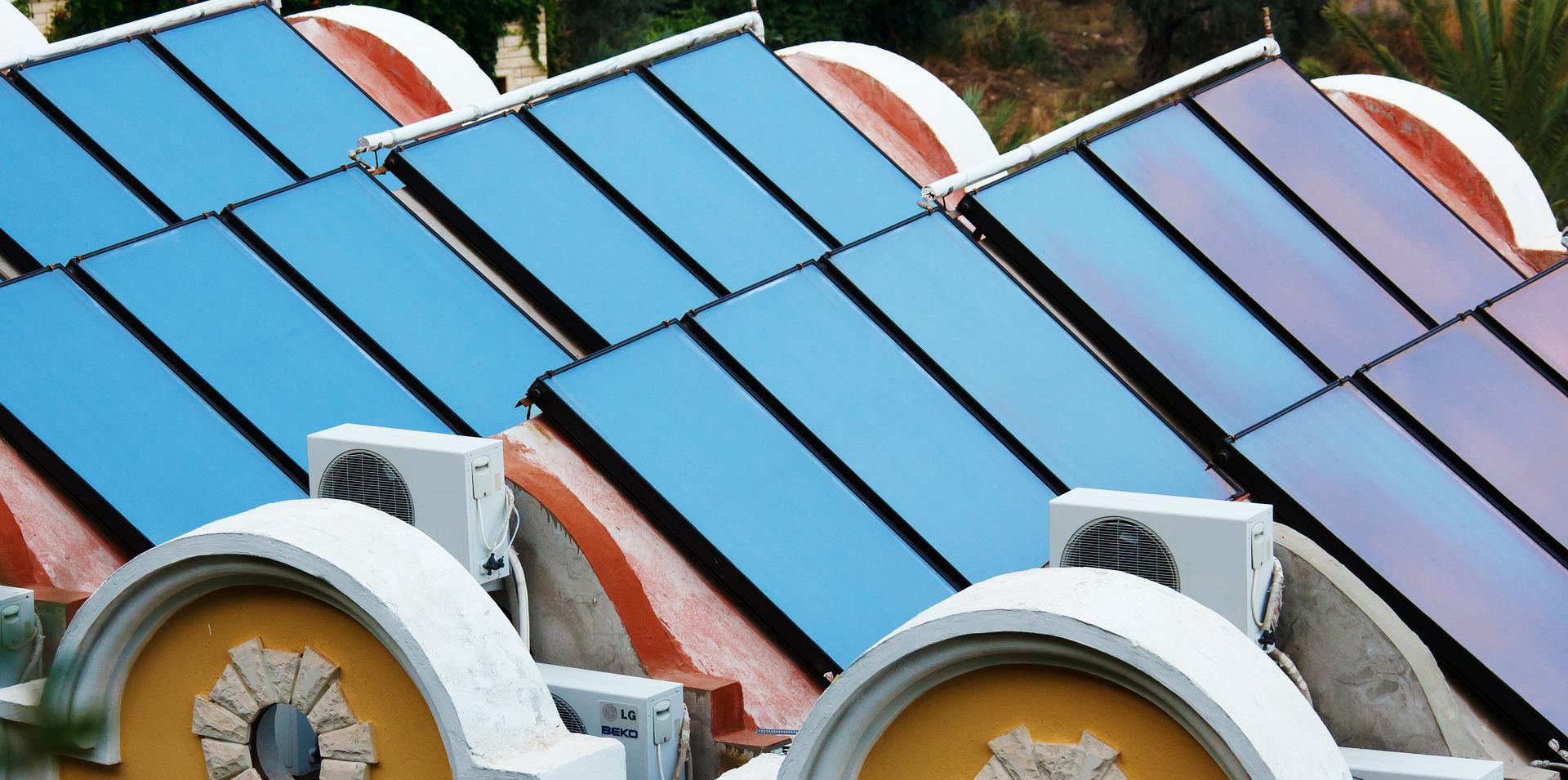 Installazione pannelli solari termici